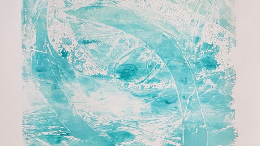 Monotype, impression gélatine bleu clair avec pochoir et fils.