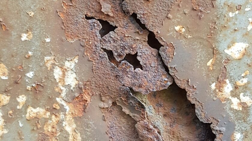 Stahl, Paris, Police, rusty metal, Steel, artprint, Fotogalerie, picture, picture of the day, blue, artist, artcollection, Kunstsammler, france, Montmatre, exhibition, artgallery, artgallery paris, art for sale, Kunstkauf, artwork, artcollector, lartcoco, Bordeaux, poesie, poetry