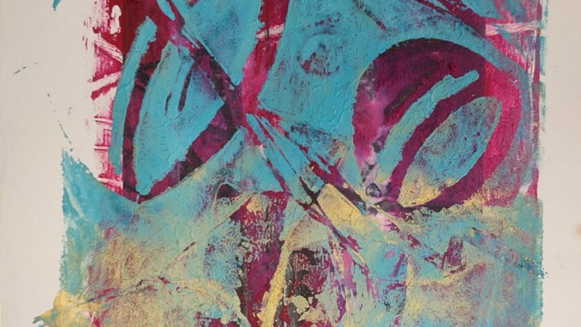 Monotype, impression gélatine, or, bleu ,rouge, avec pochoirs, herbes et fils. Acrylique sur livre francais.