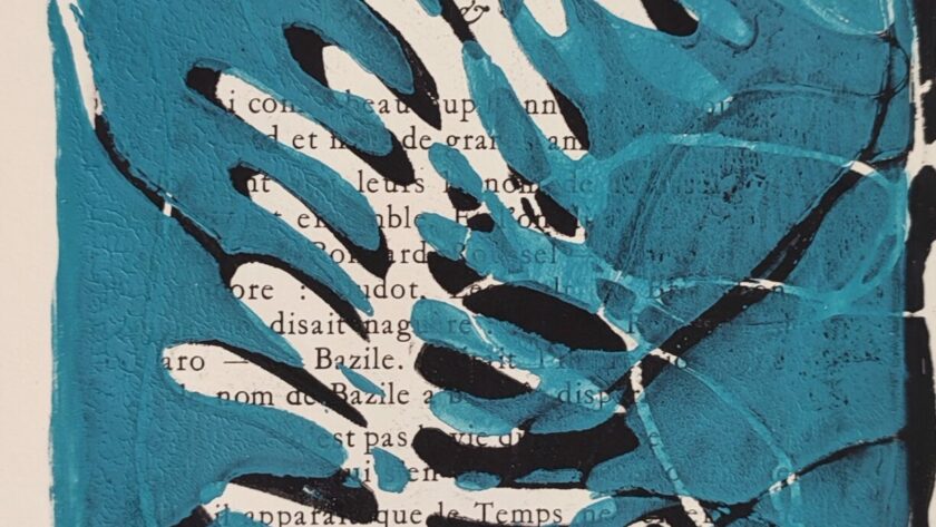 Monotype, impression gélatine, noir - bleu avec pochoirs et fils. Acrylique sur livre francais.